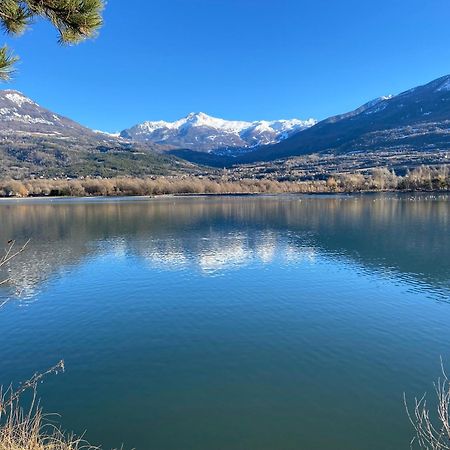 Le Pied De Ville Pouzenc Embrun Buitenkant foto