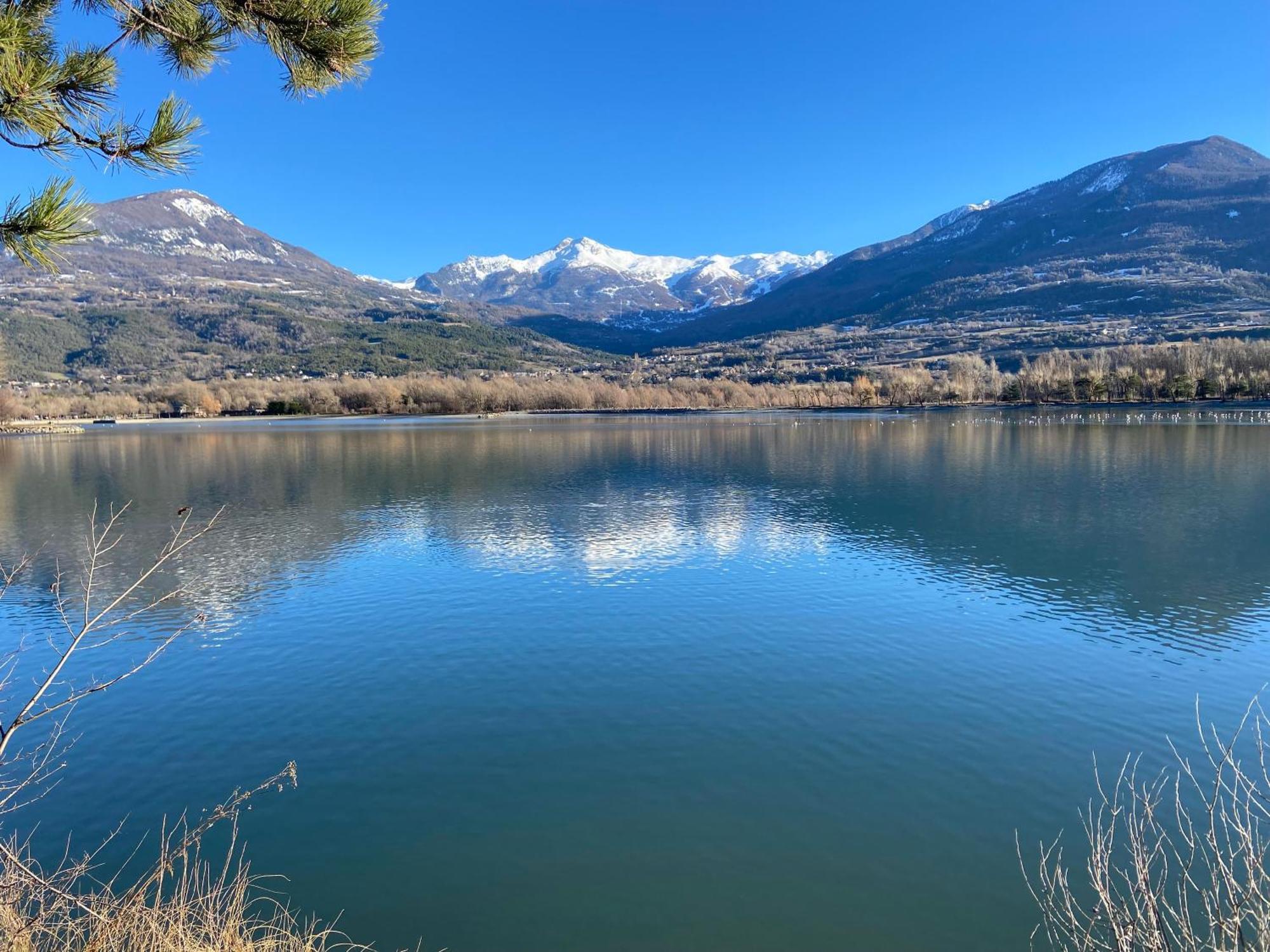 Le Pied De Ville Pouzenc Embrun Buitenkant foto